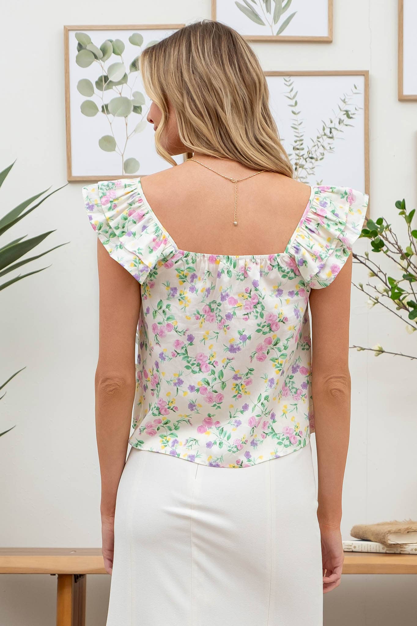 FLORAL SWEETHEART NECK RUFFLE SLEEVE TOP - Baycreek & Co