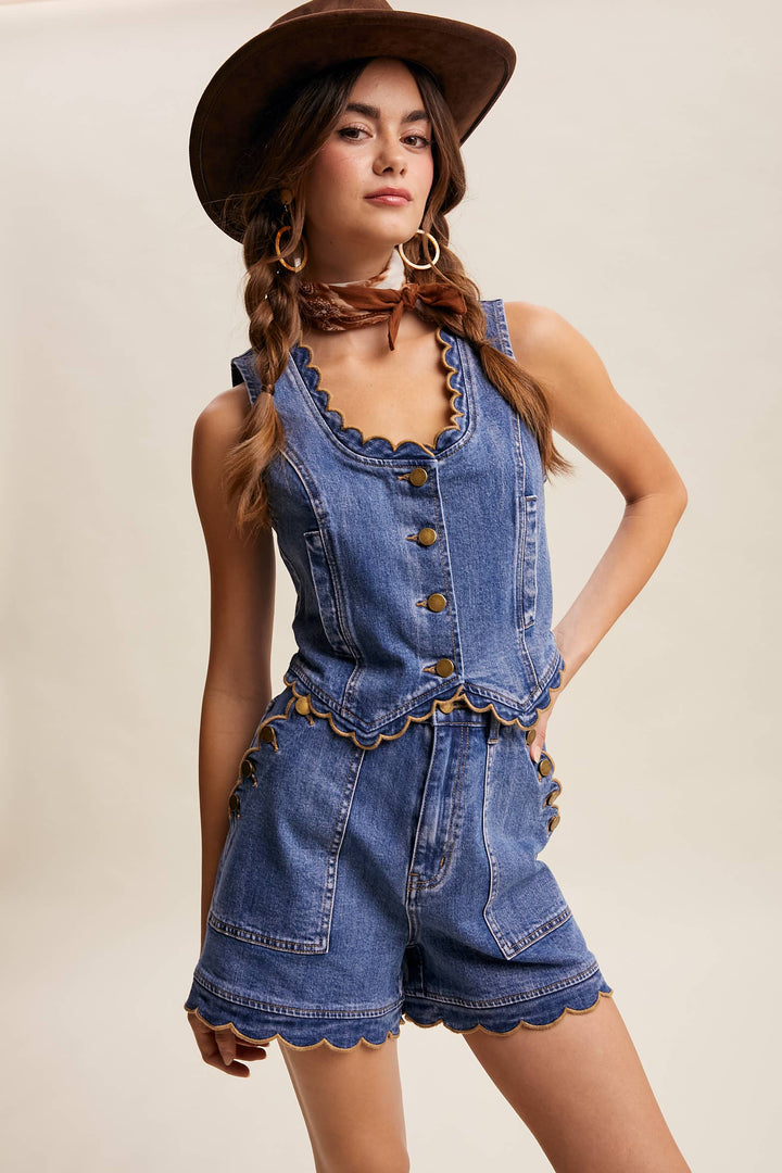 Scallop Button-Side Stretch Denim Shorts LP0277 - Baycreek & Co