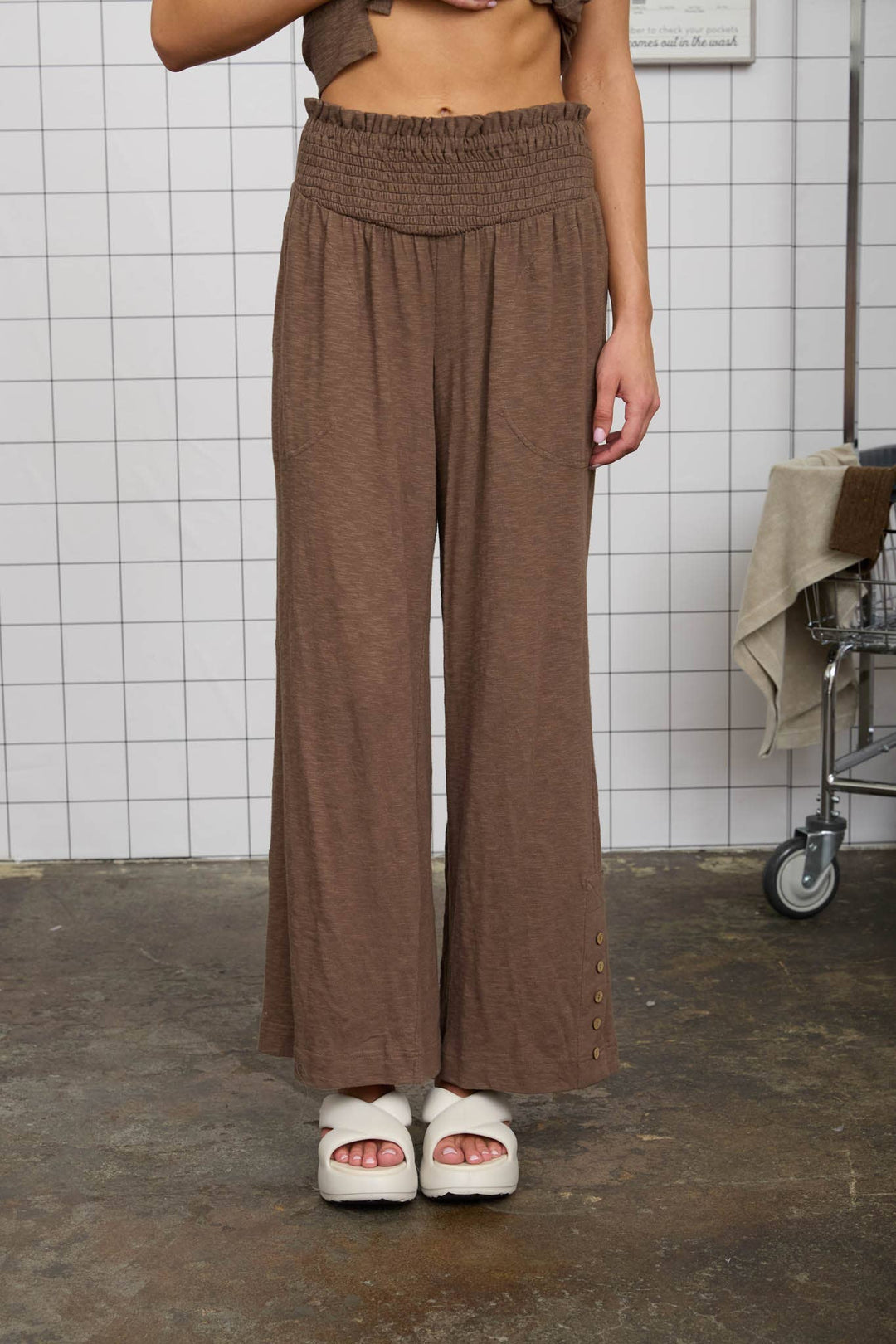 HEATHERED SMOCKED WAIST LOUNGE PANTS - Baycreek & Co