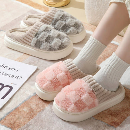 CHECKERED FUZZY WARMIES SLIPPERS- Pink