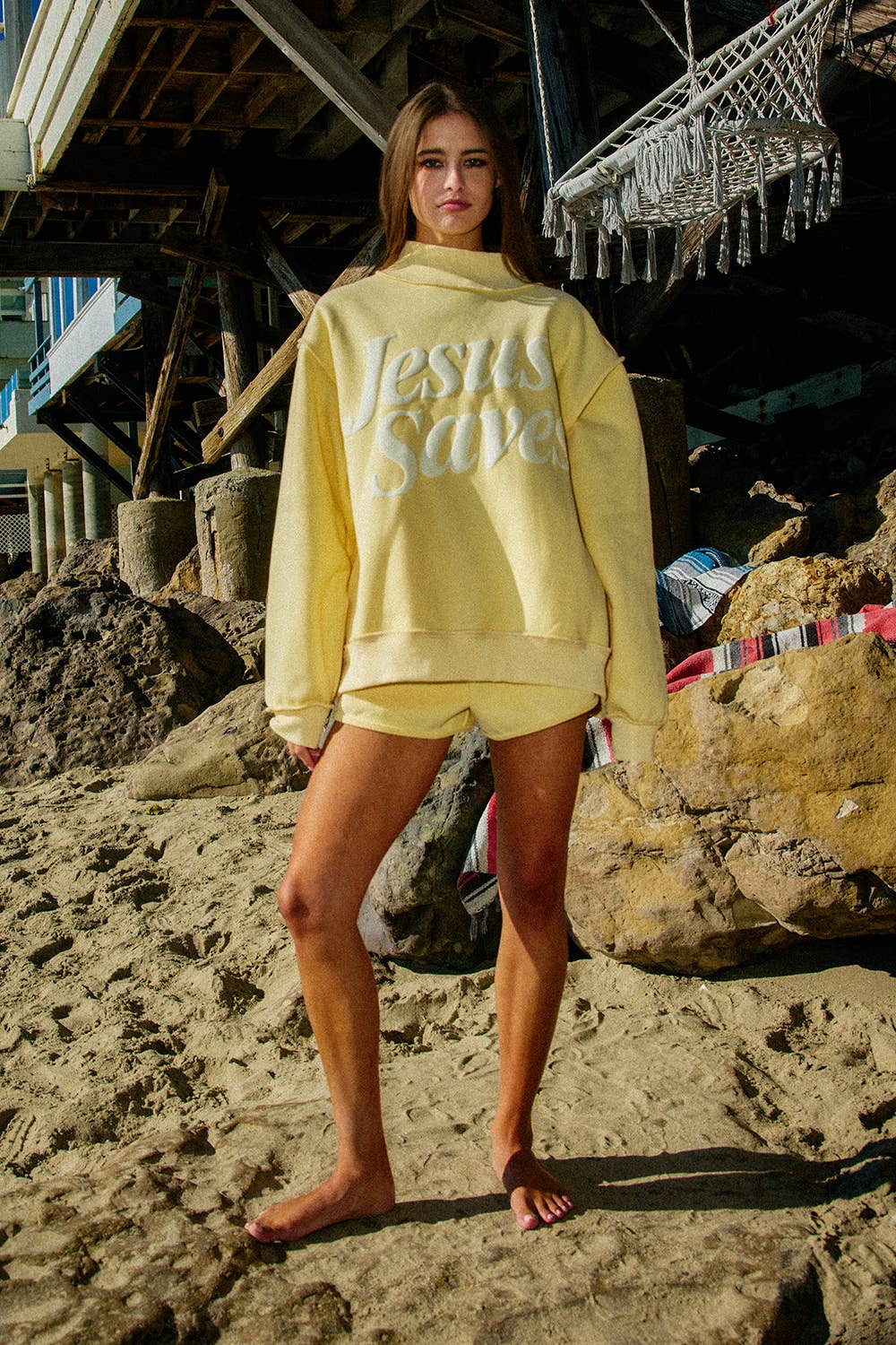 IT2594P-JESUSSAVES | 'JESUSSAVES' Print Mock Neck Sweatshirt - Baycreek & Co