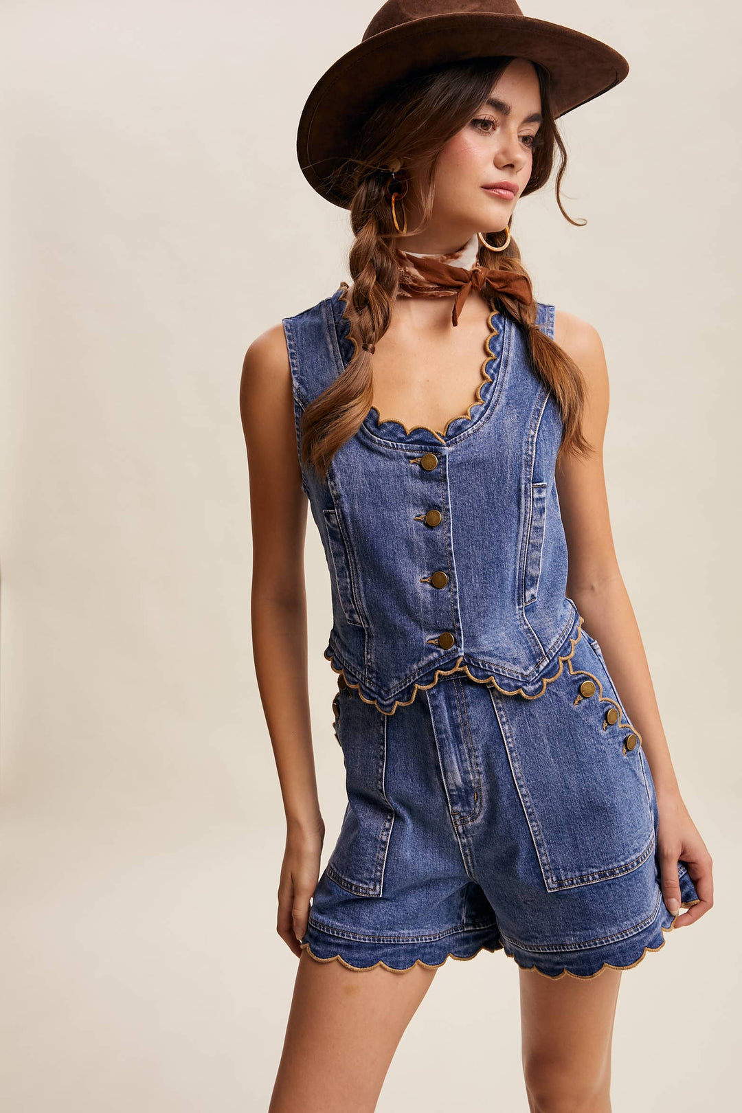 Scallop Button-Side Stretch Denim Shorts LP0277 - Baycreek & Co