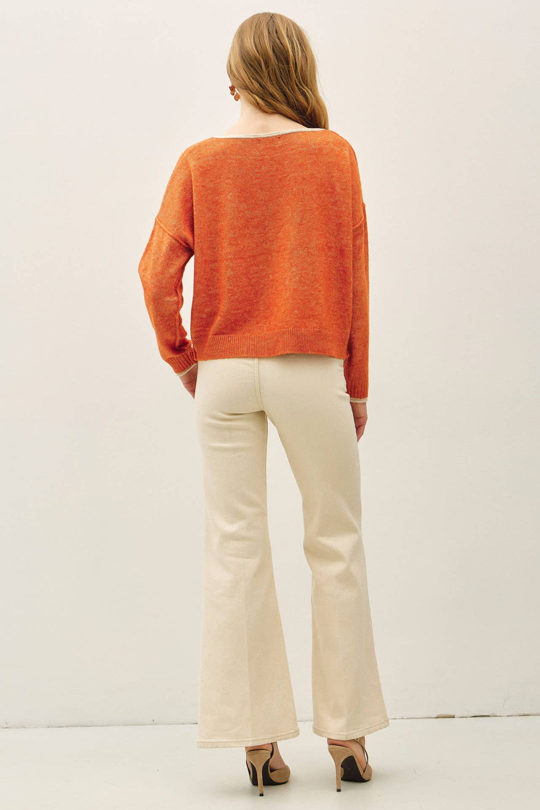 CONTRAST LAYERED-LOOK BOAT NECK CROPPED SWEATER: PUMPKIN / L - Baycreek & Co