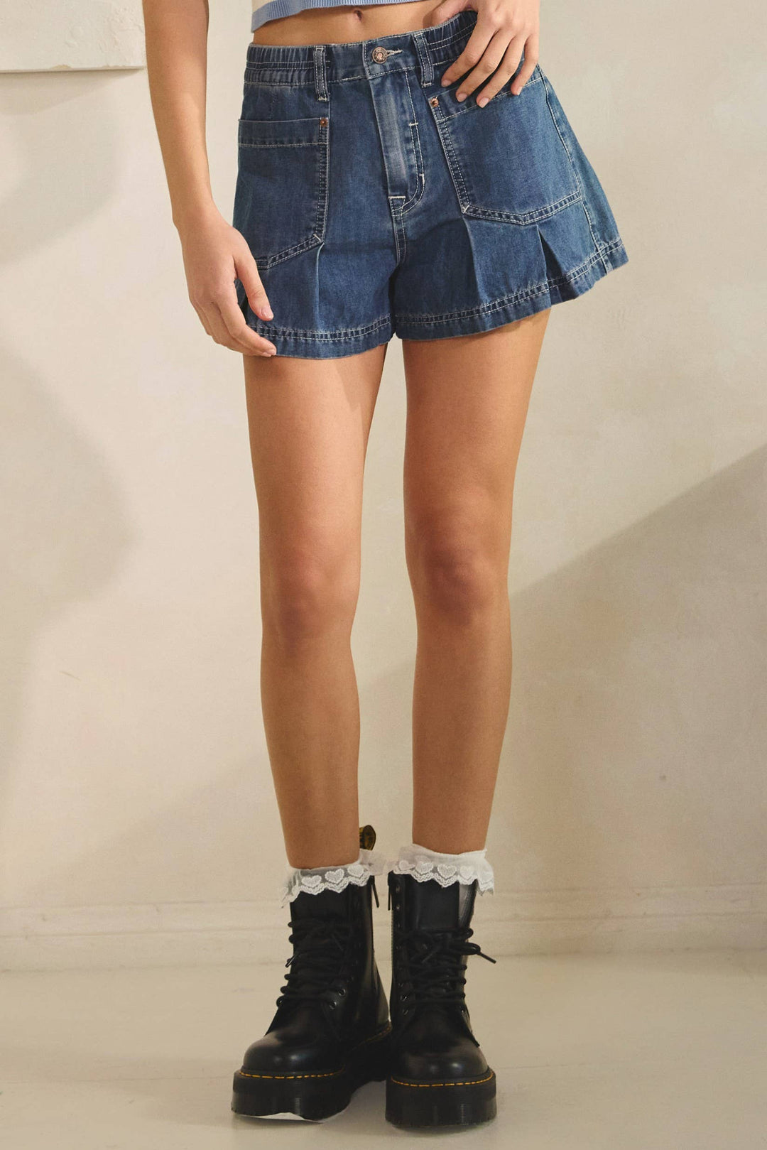 P3060 Abbie Pleated Denim Shorts - Baycreek & Co
