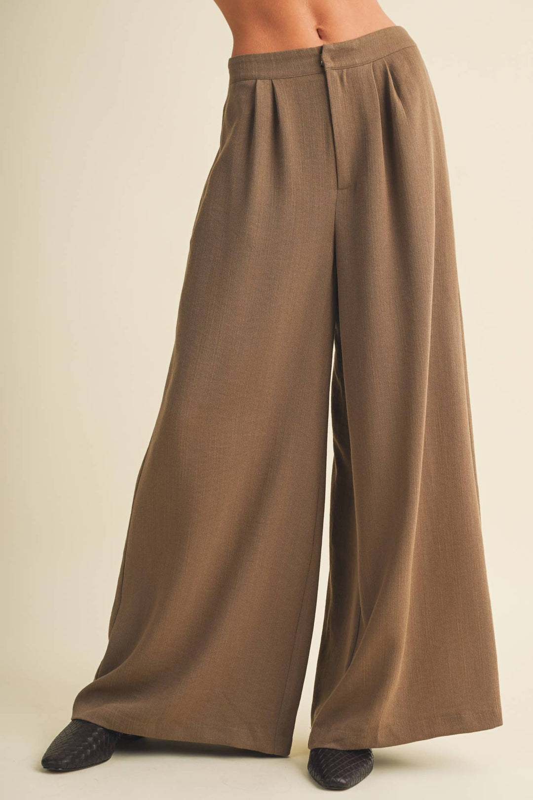 Marlowe Pleated Pants