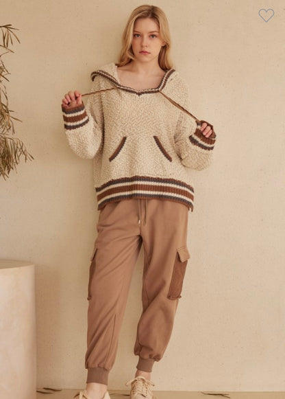 Henley Cozy Puff Sweater