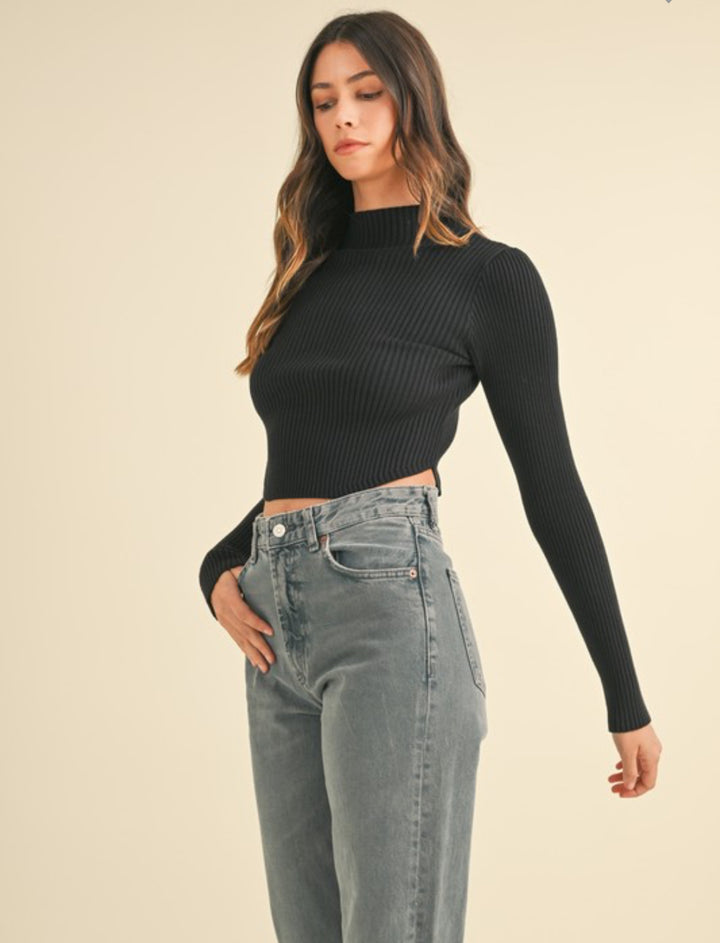 Selena top