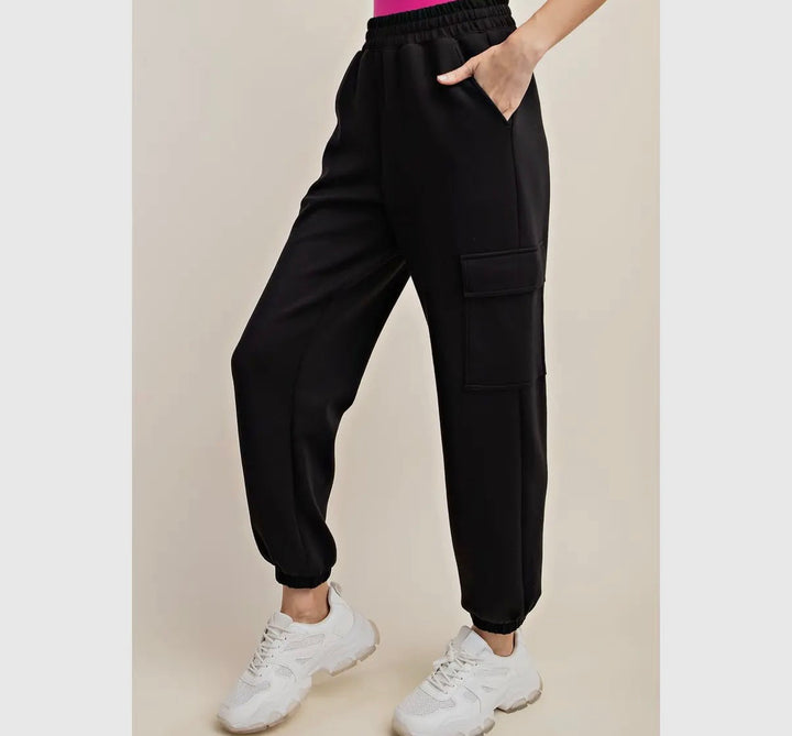 Ease Scuba Cargo Pant – Black