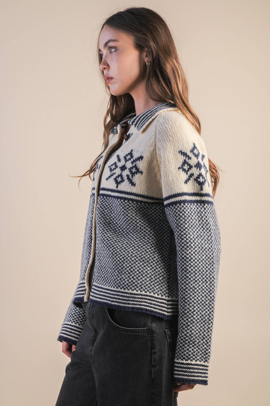 12W3511N-Graphic Collared Knit Sweater Cardigan: LATTE / S-M-L/2-2-2 - Baycreek & Co