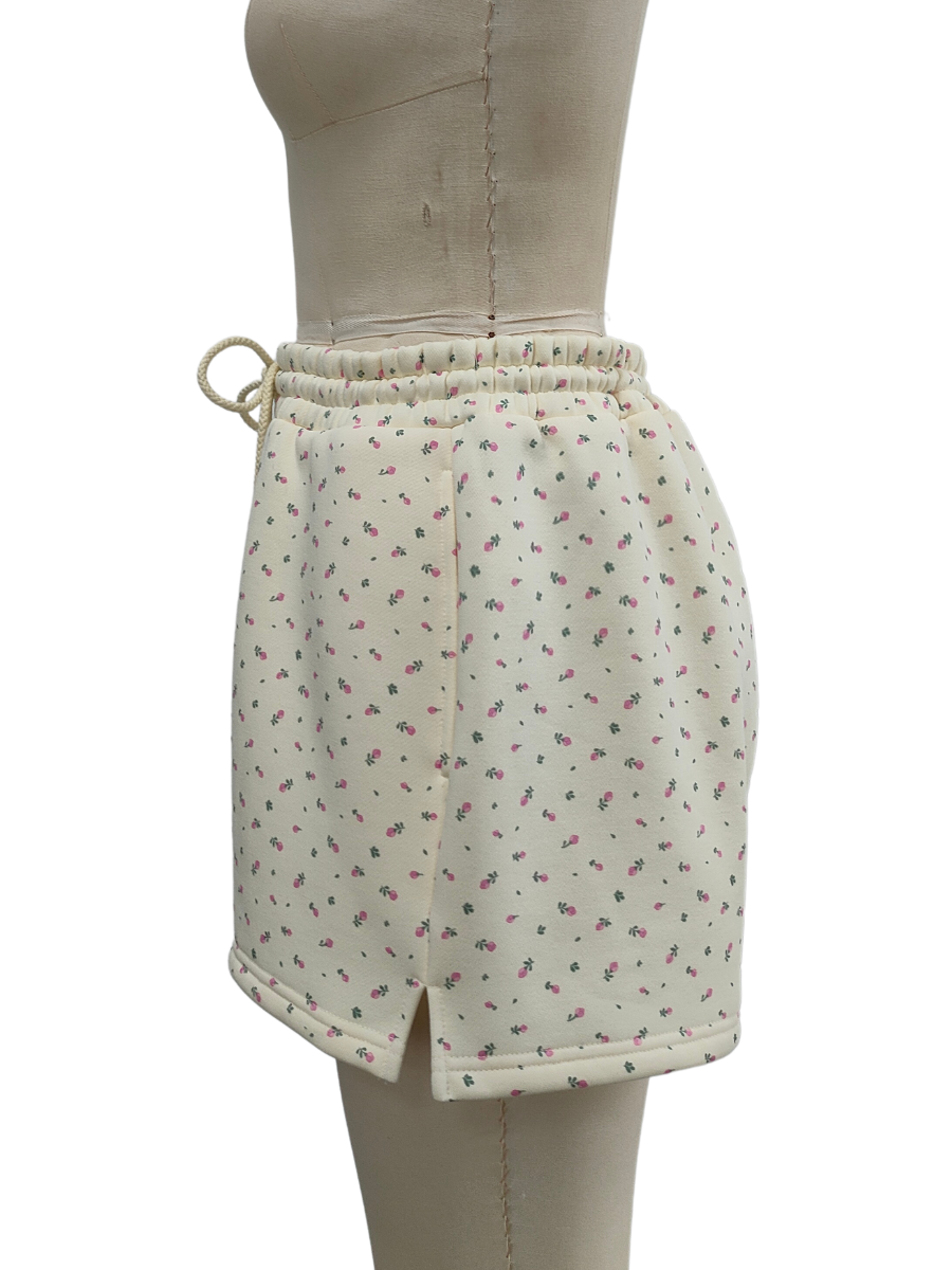 Cream Roses Shorts