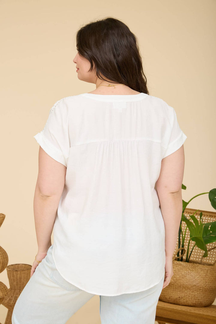 Plus illila Top - Baycreek & Co