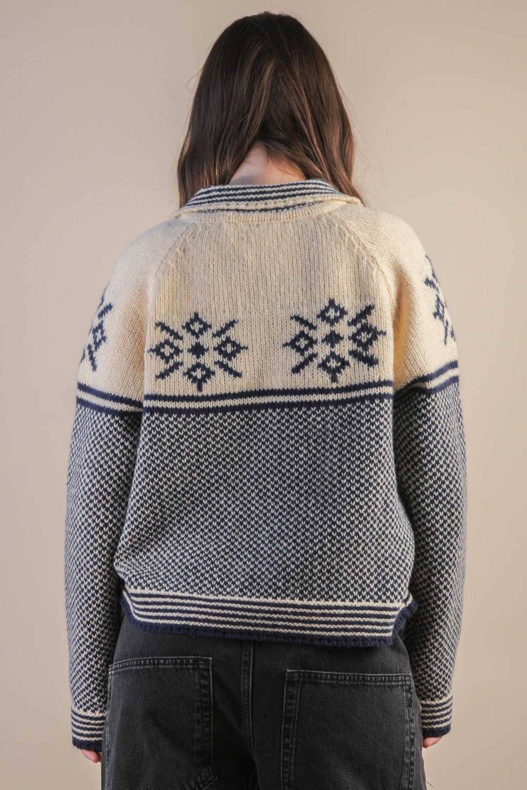 12W3511N-Graphic Collared Knit Sweater Cardigan: LATTE / S-M-L/2-2-2 - Baycreek & Co